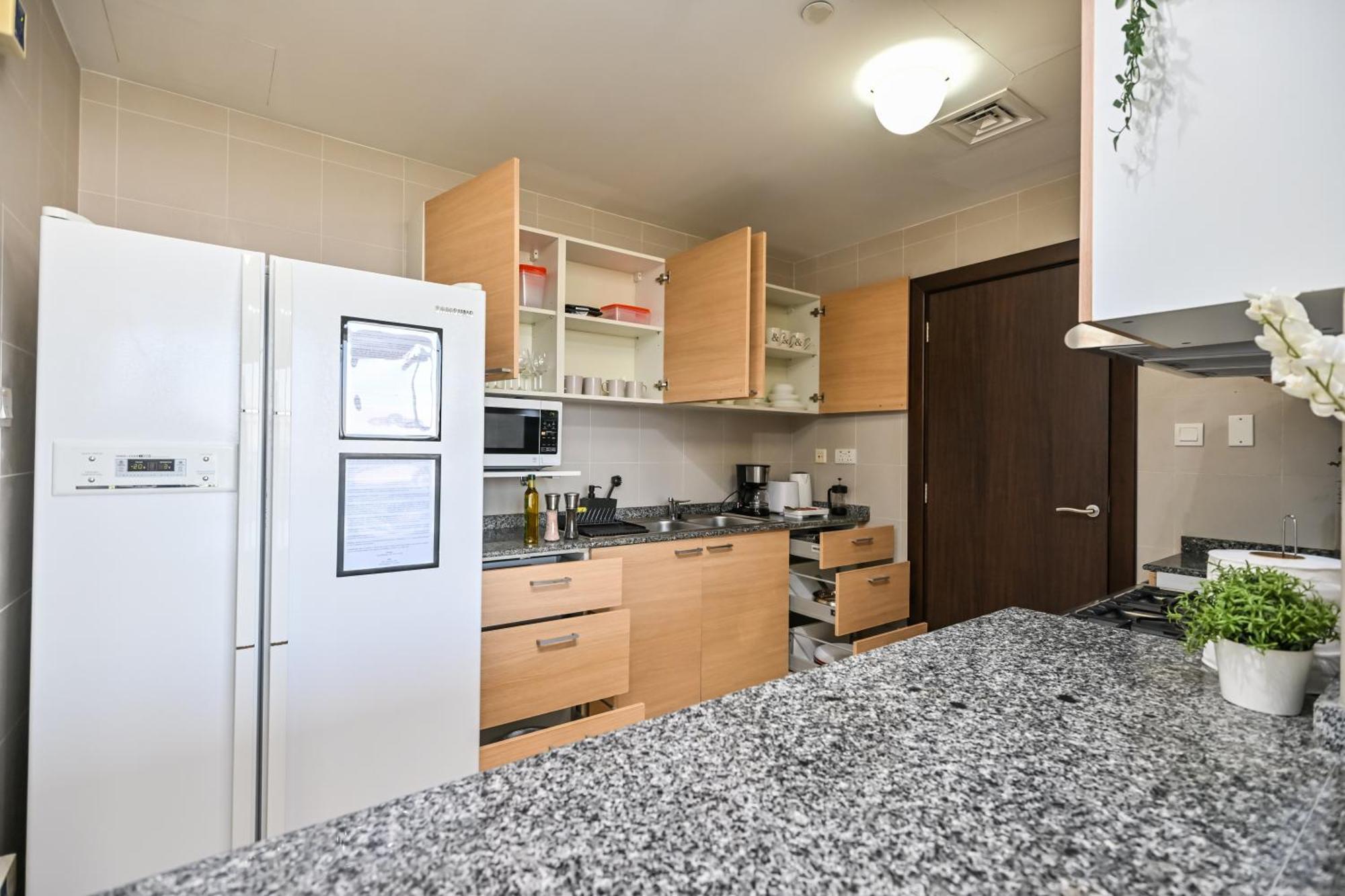 Full Sea & Mangroves View - Al Reem - 5 People Apartment Abu Dhabi